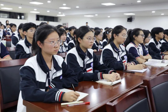 为深入贯彻落实习近平新时代中国特色社会主义思想868.png 为深入贯彻落实习近平新时代中国特色社会主义思想868.png
