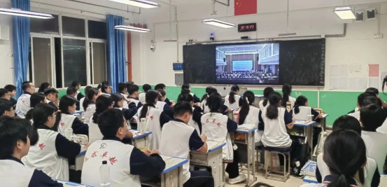 为进一步加强校园法治教育476.png 为进一步加强校园法治教育476.png